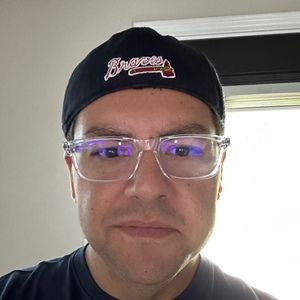 Meet your Posher, Luis